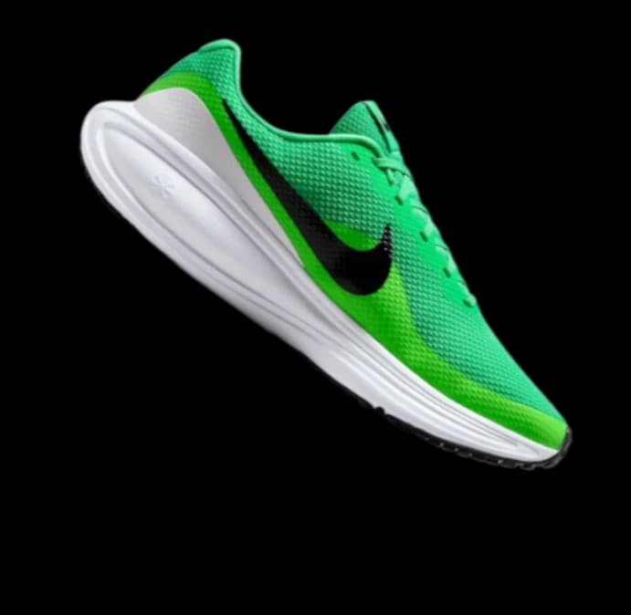 Nike Revolution 8